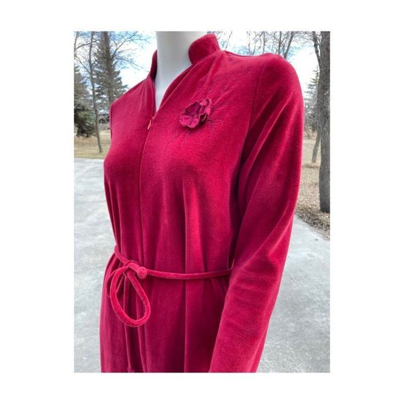 Vintage | 70s DIamond Tea Velvet Robe Burgundy Half-Zip Dressing Gown By Diane D - Picture 11 of 16